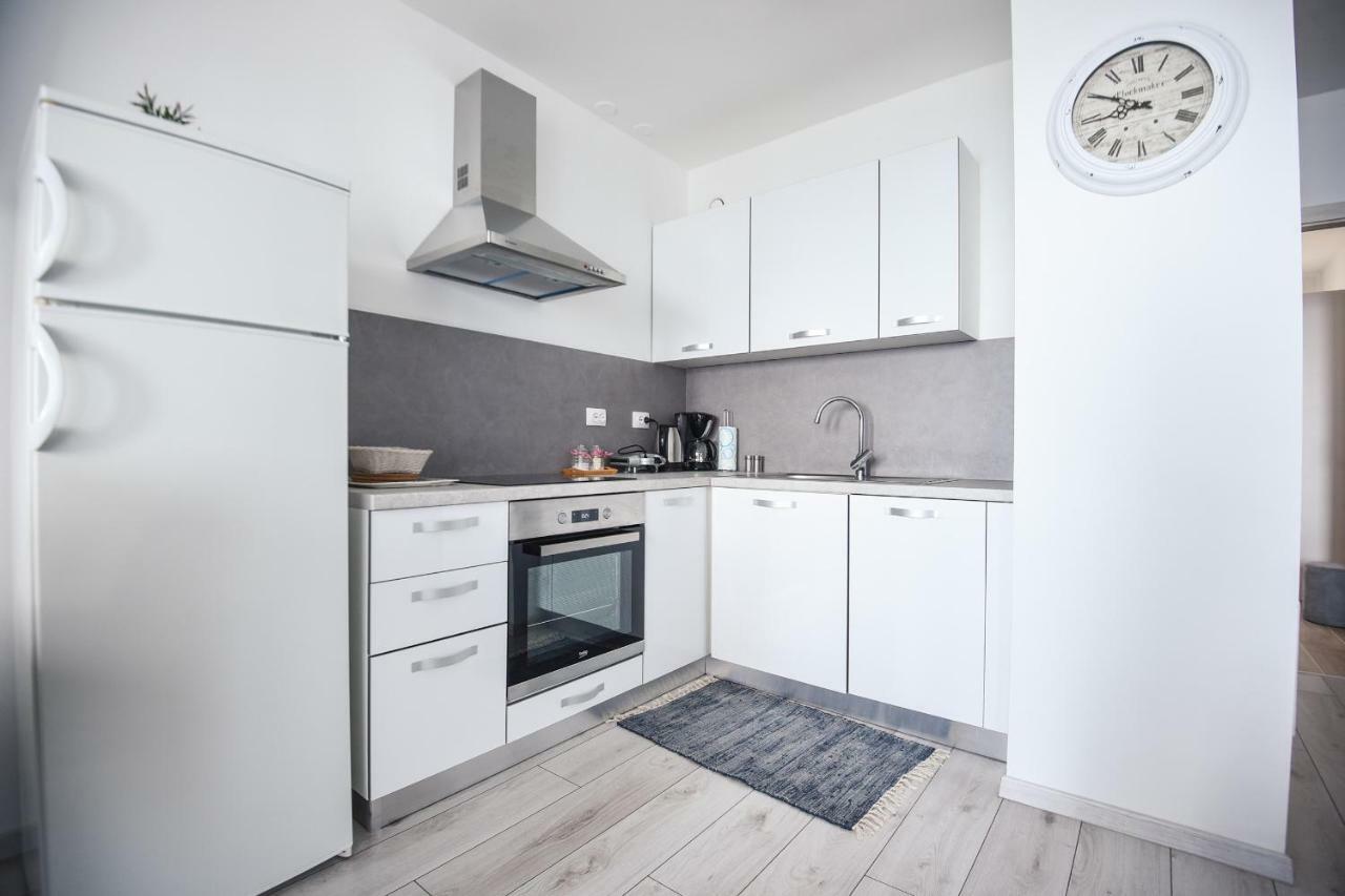 Apartment Vita Rijeka Bagian luar foto